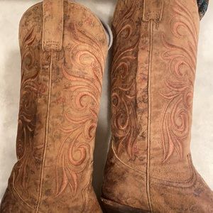 Lucchese Laurelie